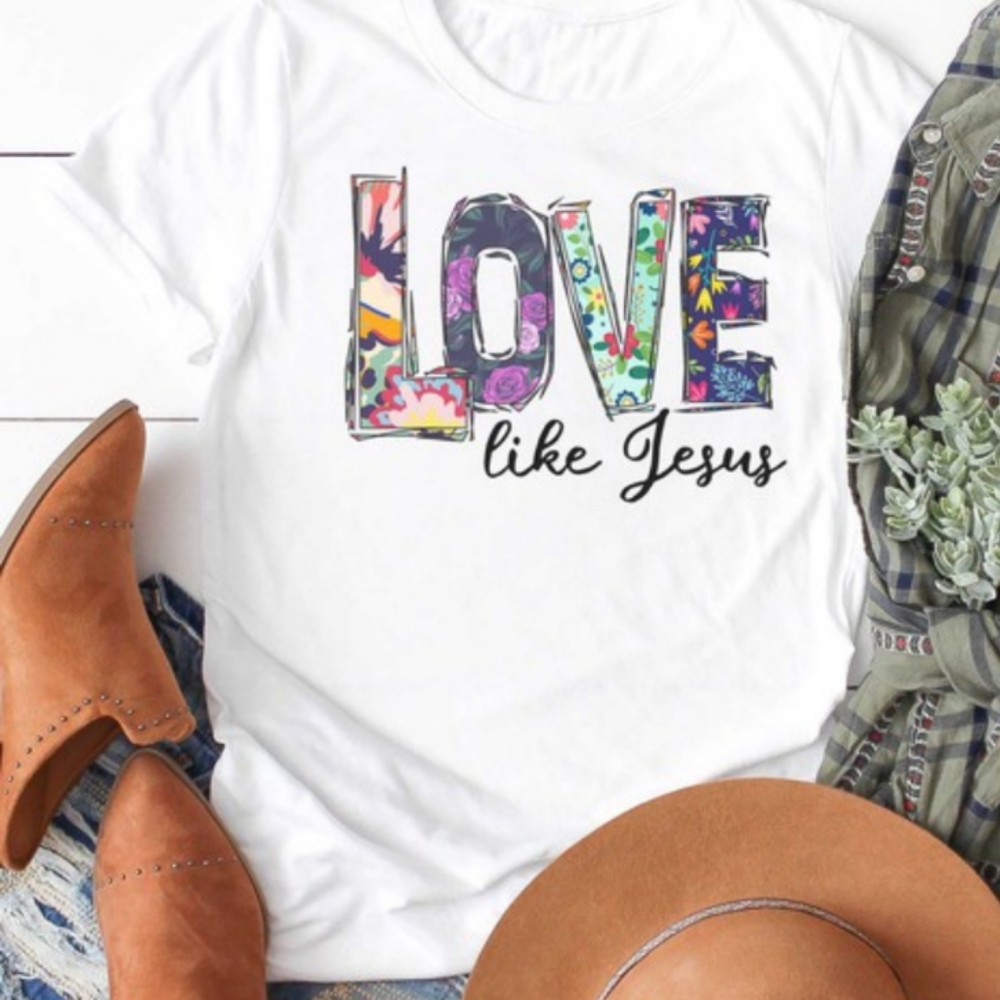 Love like Jesus Tee